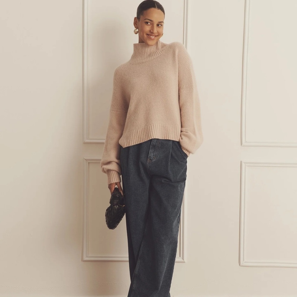 NADAAM Luxe Cashmere Oversized Turtleneck -NWT
